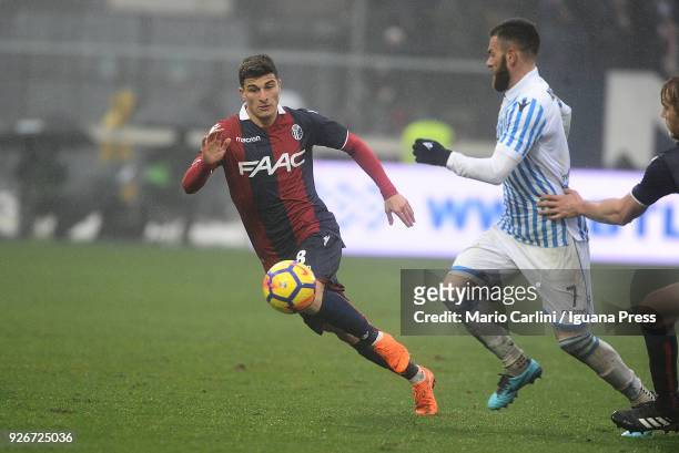 Riccardo Orsolini of Bologna FC in action during the serie A match between Spal and Bologna FC at Stadio Paolo Mazza on March 3, 2018 in Ferrara,...