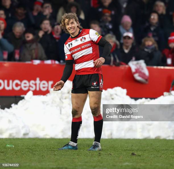 Billy Twelvetrees of Gloucester looks anxious as his last minute conversion kicks misses during the Aviva Premiership match between Gloucester Rugby...