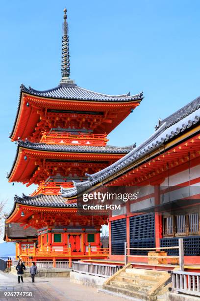 kiyomizu dera pagoda - kiyomizu temple stock pictures, royalty-free photos & images