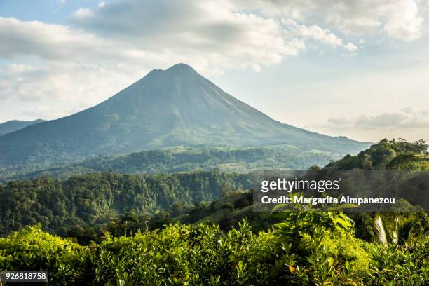 arenal volcano - costa rica stock pictures, royalty-free photos & images