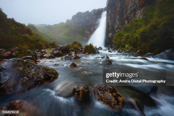 tongariro national park - new zealand - wasserfall stock pictures, royalty-free photos & images