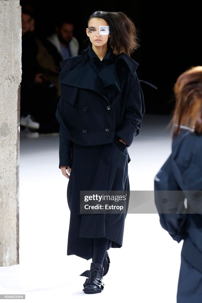 Yohji Yamamoto: Runway - Paris Fashion Week Womenswear Fall/Winter 2018/2019