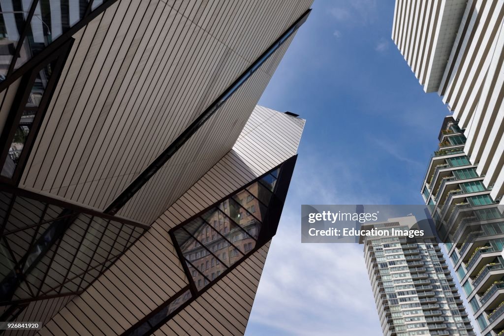 Rom Crystal Addition ROM modern crystal addition and high rise condominiums Toronto. News ...