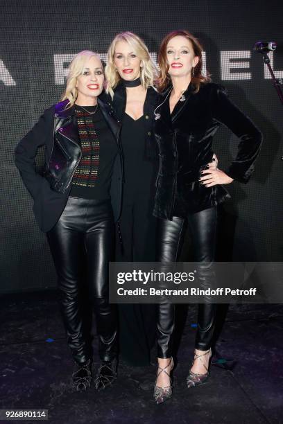 Group Bananarama : Siobhan Fahey, Sara Dallin and Keren Woodward pose after have performed at the end of the Sonia Rykiel show as part of the Paris...