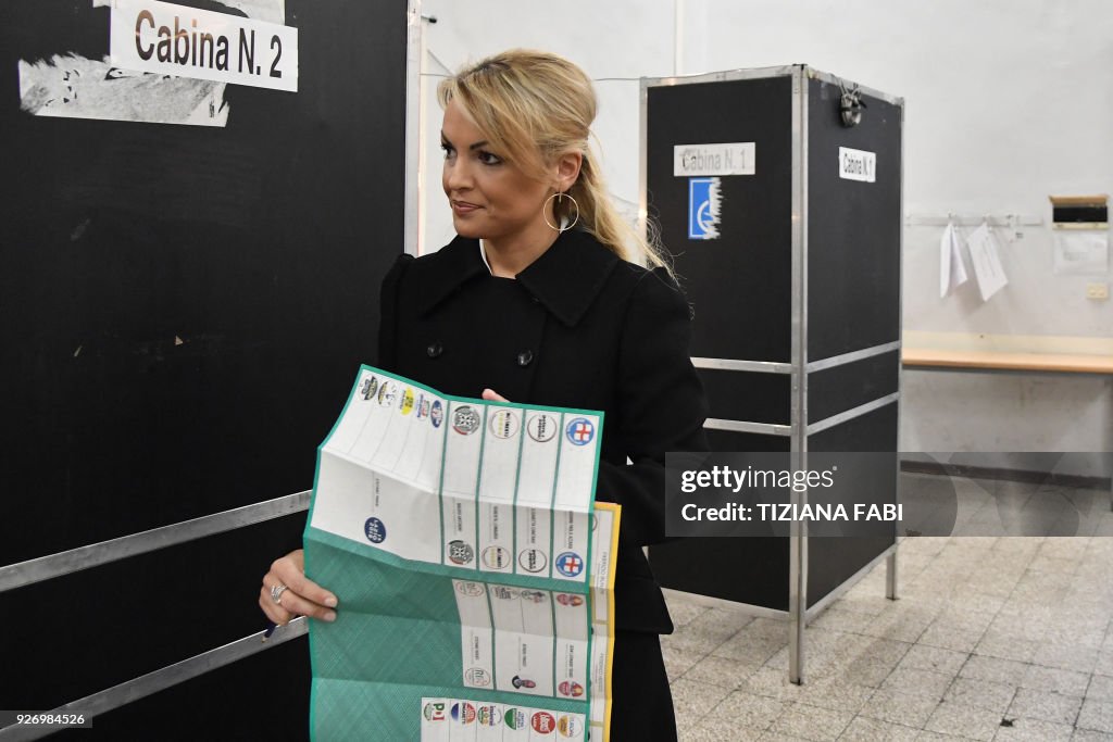 ITALY-ELECTIONS-VOTE