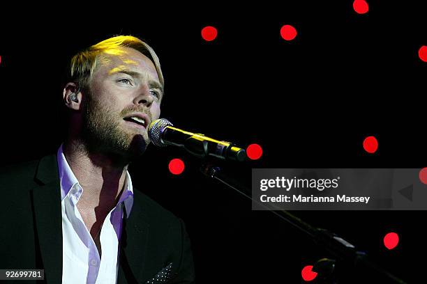 Ronan Keating sings during a special surprise performance at the Crown VRC Oaks Club Ladies Function at Crown Palladium on November 4, 2009 in...