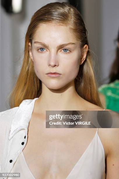 Model walks the runway during the Olivier Theyskens Ready to Wear fashion show as part of the Paris Fashion Week Womenswear Fall/Winter 2018/2019 on...