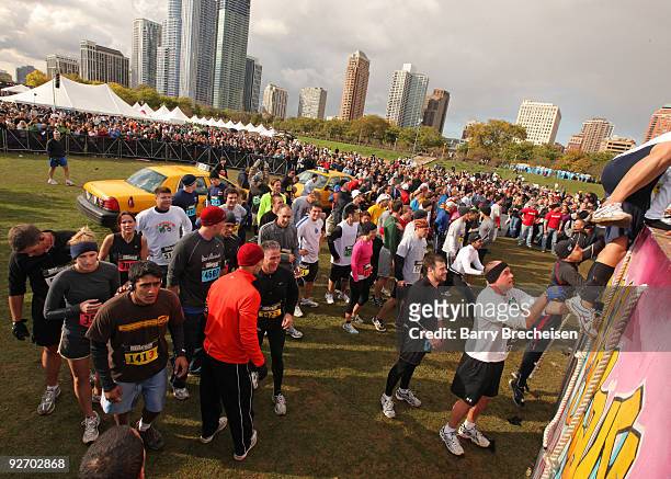 General view of atmosphere at the the 2009 Men's Health Urbanathlon at Grant Park on October 17, 2009 in Chicago, Illinois.