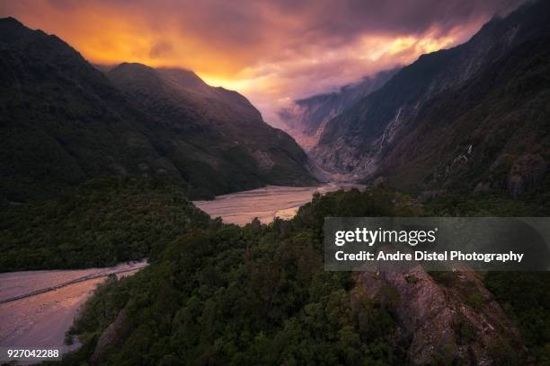 franz josef glacier area - new zealand - westland national park stock pictures, royalty-free photos & images