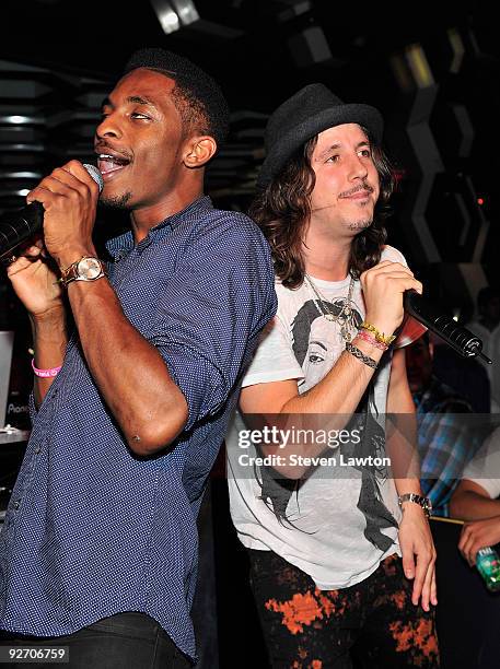 Ciesco Rapper 79 Cisco Rapper Stock Photos, High-Res Pictures, and Images - Getty Images