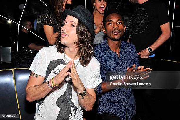 Ciesco Rapper 69 Cisco Rapper Stock Photos, High-Res Pictures, and Images - Getty Images
