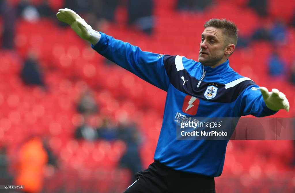 Tottenham Hotspur v Huddersfield Town - Premier League