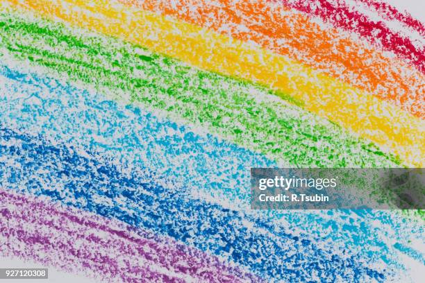 Crayon Simple Line 1,392 Simple Line Drawings For Kids Stock Photos, High-Res Pictures ...