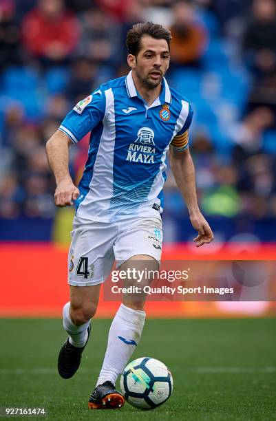 Victor Sanchez of Espanyol in action during the La Liga match between Levante and Espanyol at Ciutat de Valencia Stadium on March 4, 2018 in...