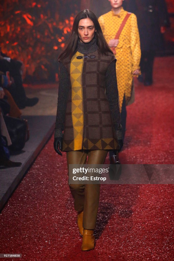 Hermes : Runway - Paris Fashion Week Womenswear Fall/Winter 2018/2019