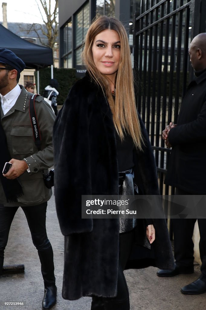 Valentino : Outside Arrivals - Paris Fashion Week Womenswear Fall/Winter 2018/2019