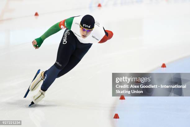 Jeffrey Rosanelli of Italy performs in the men's 1500 meter final during day 3 of the ISU Junior World Cup Speed Skating event at Utah Olympic Oval...