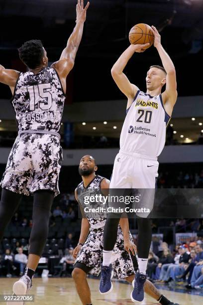 Jarrod Uthoff of the Fort Wayne Mad Ants shoots the ball against the Austin Spurs during the NBA G-League on March 4, 2018 at the H-E-B Center At...