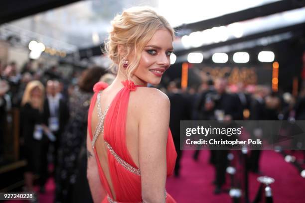 Samara Weaving attends the 90th Annual Academy Awards at Hollywood & Highland Center on March 4, 2018 in Hollywood, California.