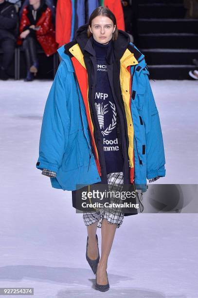 Model walks the runway at the Balenciaga Autumn Winter 2018 fashion show during Paris Fashion Week on March 4, 2018 in Paris, France.