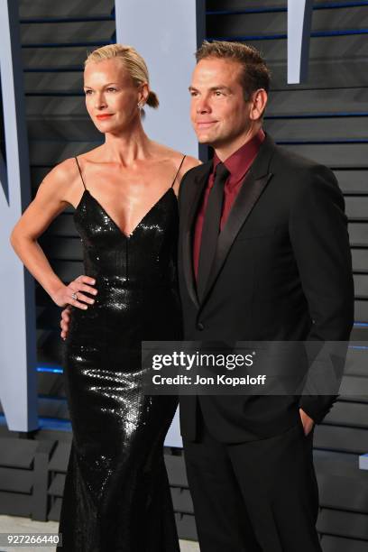 Sarah Murdoch and Lachlan Murdoch attend the 2018 Vanity Fair Oscar Party hosted by Radhika Jones at Wallis Annenberg Center for the Performing Arts...
