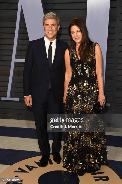 Director Michael Govan and Katherine Ross attends the 2018 Vanity Fair Oscar Party hosted by Radhika Jones at the Wallis Annenberg Center for the...