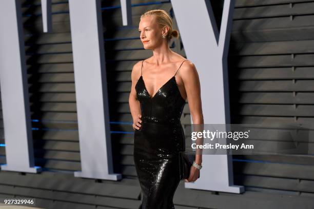 Sarah Murdoch attends the 2018 Vanity Fair Oscar Party Hosted By Radhika Jones - Arrivals at Wallis Annenberg Center for the Performing Arts on March...