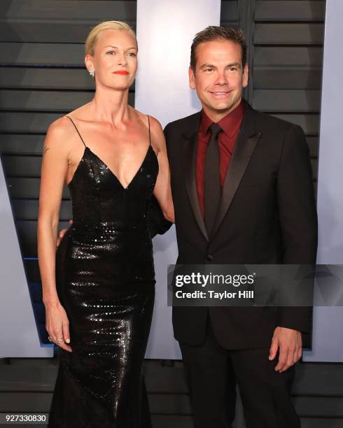 Actress Sarah Murdoch and Lachlan Murdoch attend the 2018 Vanity Fair Oscar Party hosted by Radhika Jones at Wallis Annenberg Center for the...