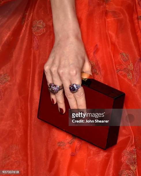 Actress Leslie Mann, purse detail, attends the 2018 Vanity Fair Oscar Party hosted by Radhika Jones at Wallis Annenberg Center for the Performing...