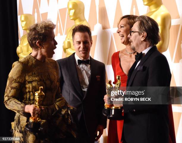 Best Actress Frances McDormand , Best Supporting actor Sam Rockwell, Best Supporting Actress Allison Janney and Best Actor Gary Oldman chat in the...