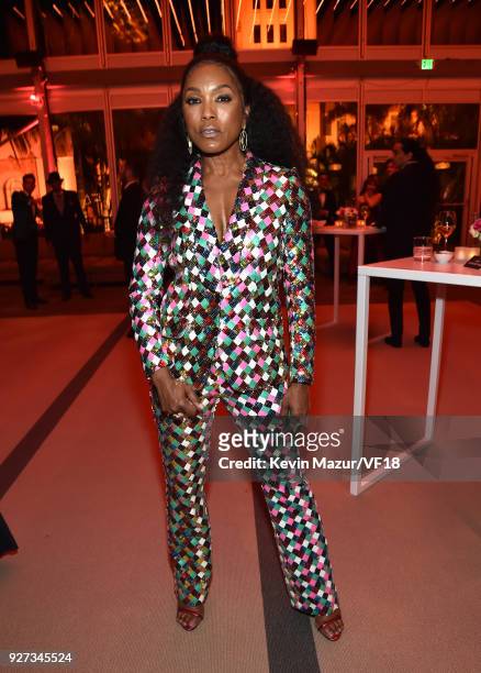 Angela Bassett attends the 2018 Vanity Fair Oscar Party hosted by Radhika Jones at Wallis Annenberg Center for the Performing Arts on March 4, 2018...