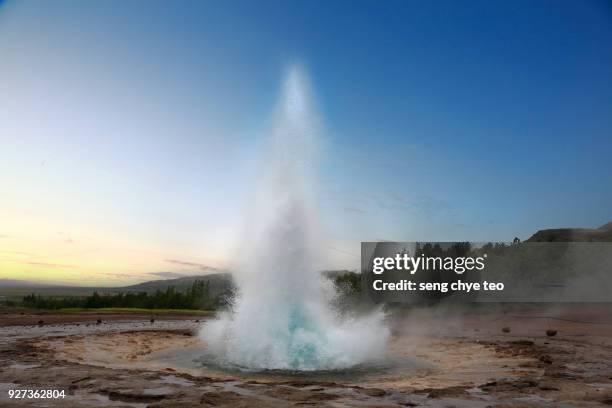 geyser strokkur - geyser stock pictures, royalty-free photos & images