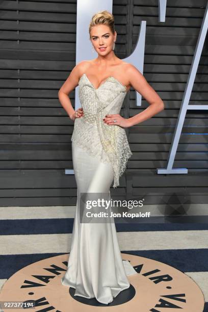 Kate Upton attends the 2018 Vanity Fair Oscar Party hosted by Radhika Jones at Wallis Annenberg Center for the Performing Arts on March 4, 2018 in...