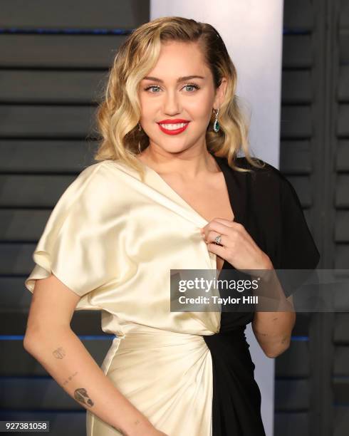 Singer Miley Cyrus attends the 2018 Vanity Fair Oscar Party hosted by Radhika Jones at Wallis Annenberg Center for the Performing Arts on March 4,...