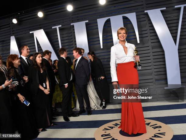 Actress Allison Janney attends the 2018 Vanity Fair Oscar Party hosted by Radhika Jones at Wallis Annenberg Center for the Performing Arts on March...