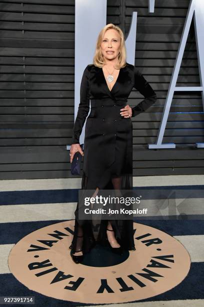 Faye Dunaway attends the 2018 Vanity Fair Oscar Party hosted by Radhika Jones at Wallis Annenberg Center for the Performing Arts on March 4, 2018 in...