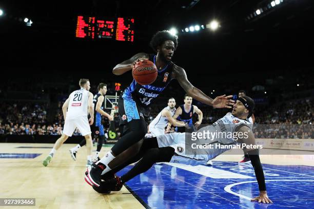 Raheem Christmas of the Breakers storms over Josh Boone of United during game two of the NBL semi final series between Melbourne United and the New...