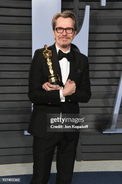 Gary Oldman attends the 2018 Vanity Fair Oscar Party hosted by Radhika Jones at Wallis Annenberg Center for the Performing Arts on March 4, 2018 in...