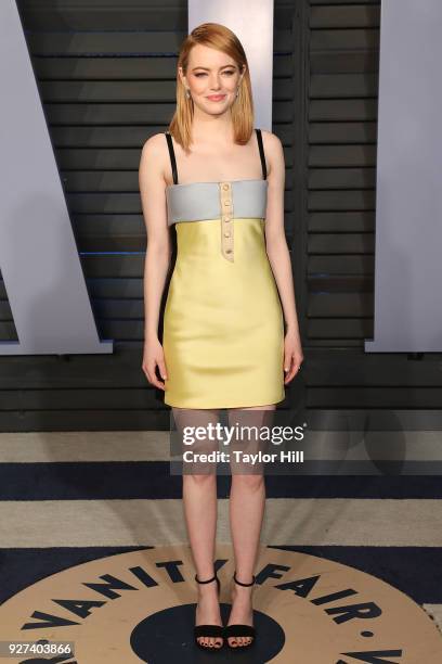 Actress Emma Stone attends the 2018 Vanity Fair Oscar Party hosted by Radhika Jones at Wallis Annenberg Center for the Performing Arts on March 4,...