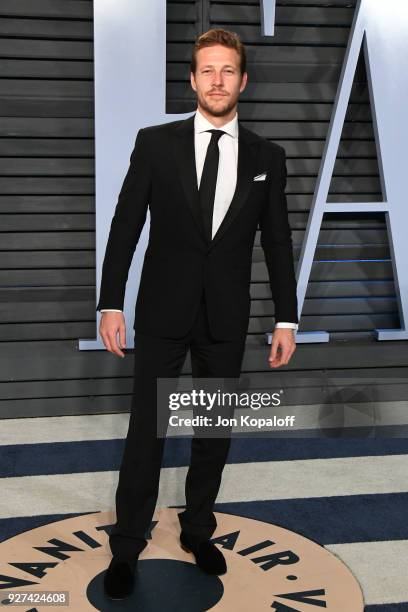 Luke Bracey attends the 2018 Vanity Fair Oscar Party hosted by Radhika Jones at Wallis Annenberg Center for the Performing Arts on March 4, 2018 in...