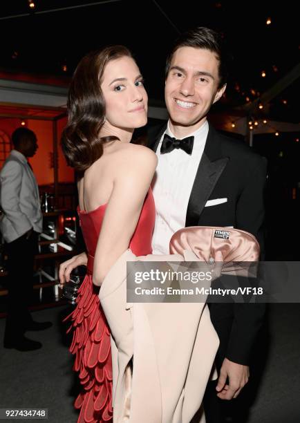 Allison Williams and Ricky Van Veen attends the 2018 Vanity Fair Oscar Party hosted by Radhika Jones at Wallis Annenberg Center for the Performing...