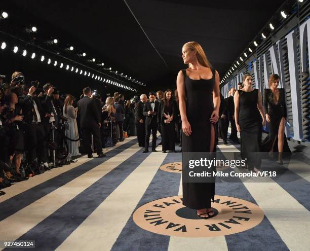 Nina Agdal attends the 2018 Vanity Fair Oscar Party hosted by Radhika Jones at Wallis Annenberg Center for the Performing Arts on March 4, 2018 in...