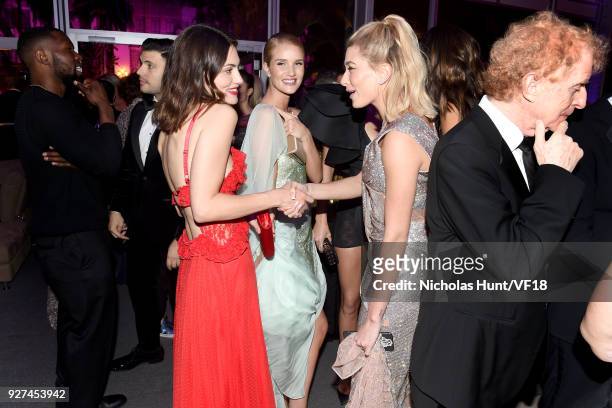 Phoebe Tonkin, Rosie Huntington-Whiteley and Hailey Baldwin attend the 2018 Vanity Fair Oscar Party hosted by Radhika Jones at Wallis Annenberg...