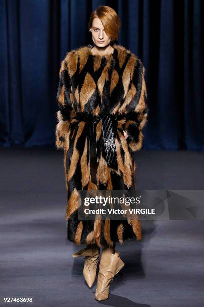 Model walks the runway during the Givenchy Ready to Wear fashion show as part of the Paris Fashion Week Womenswear Fall/Winter 2018/2019 on March 4,...