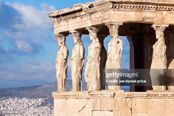 the erechtheon, temple of athena, acropolis, athens, greece - pantheon stock-fotos und bilder