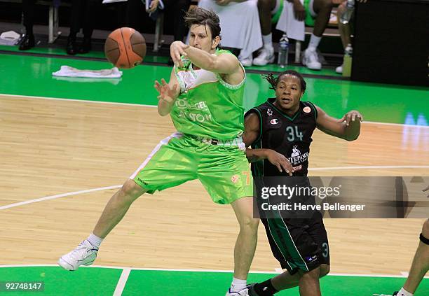 Laurent Foirest, #7 of Asvel Villeurbane in action during the Euroleague Basketball Regular Season 2009-2010 Game Day 3 between Asvel B. Lyon...
