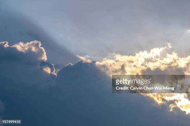 dramatic clouds and light - every cloud has a silver lining stock pictures, royalty-free photos & images