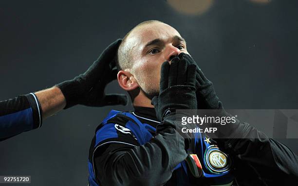 Wesley Sneijder of Inter Milan reacts after scoring against FC Dynamo Kiev during UEFA Champions League, Group F football match in Kiev on November...