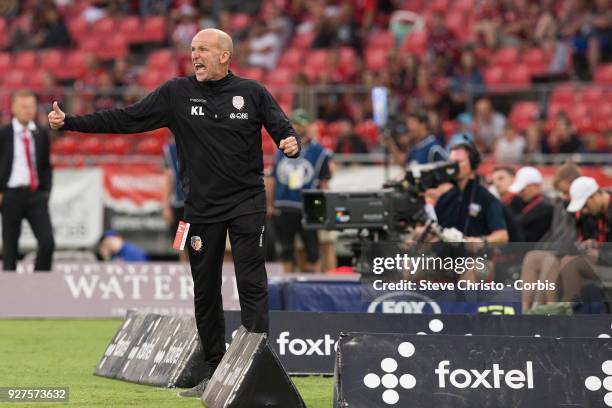 Kenneth Lowe coach of Perth Glory shouts instructions to his team during the round 23 A-League match between the Western Sydney Wanderers and Perth...