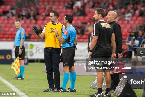 Kenneth Lowe coach of Perth Glory shouts instructions to his team during the round 23 A-League match between the Western Sydney Wanderers and Perth...